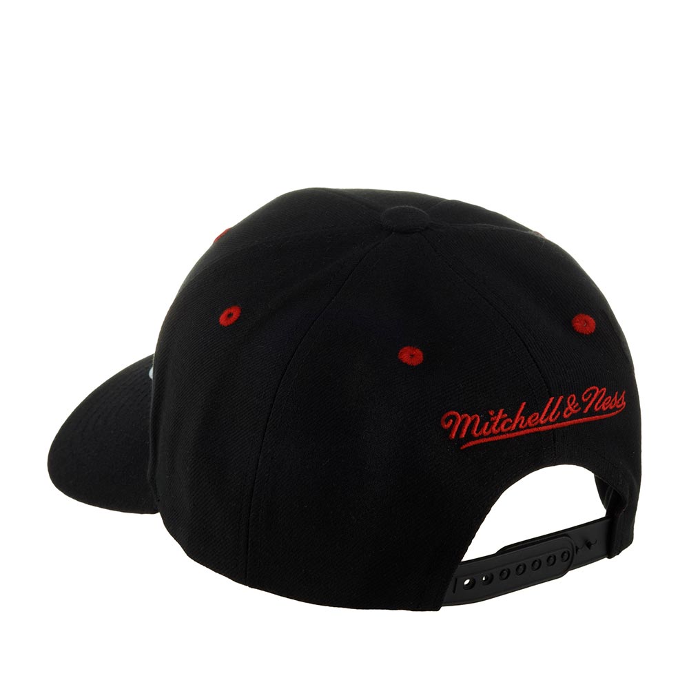 Men's Mitchell & Ness NBA Team Lofi Pro Snapback Bulls - Black