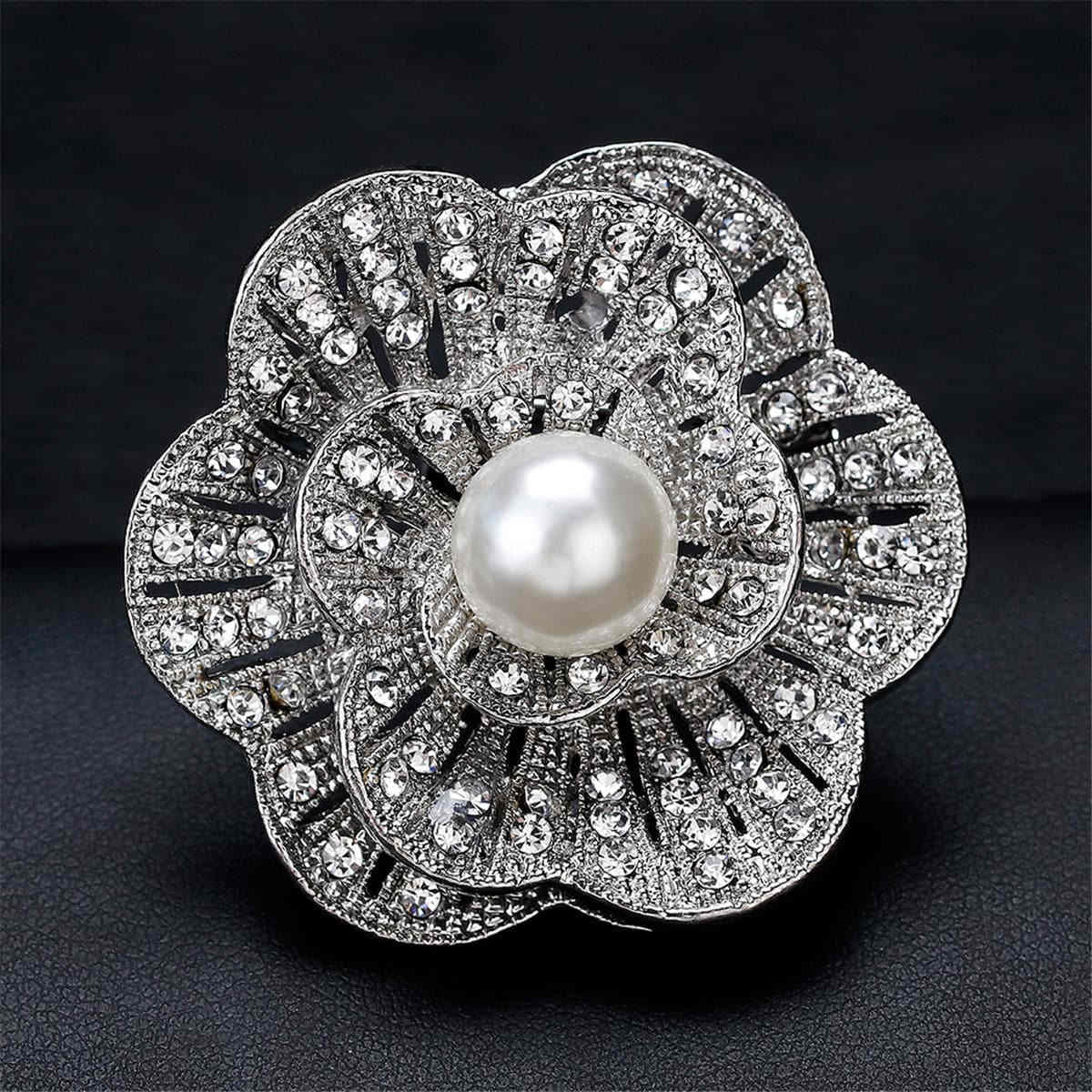 Cubic Zirconia & Silvertone Scalloped Flower Brooch