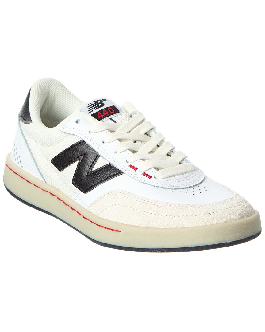 WHITE BLACK-