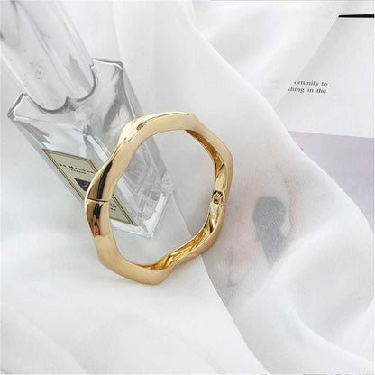 Metallic-
