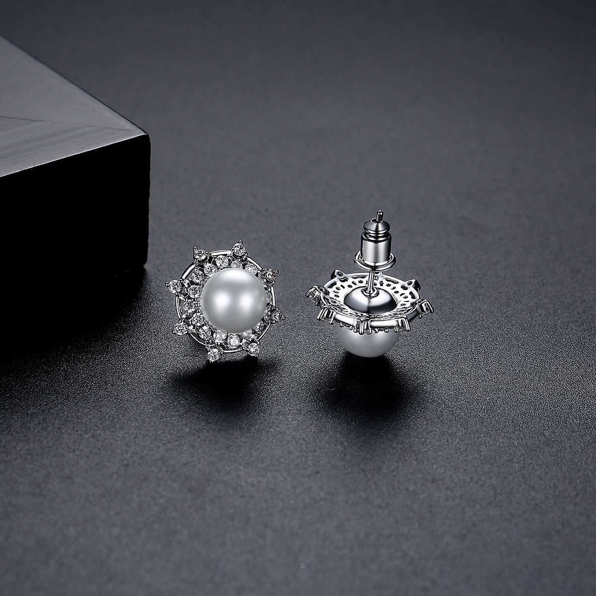 Metallic-