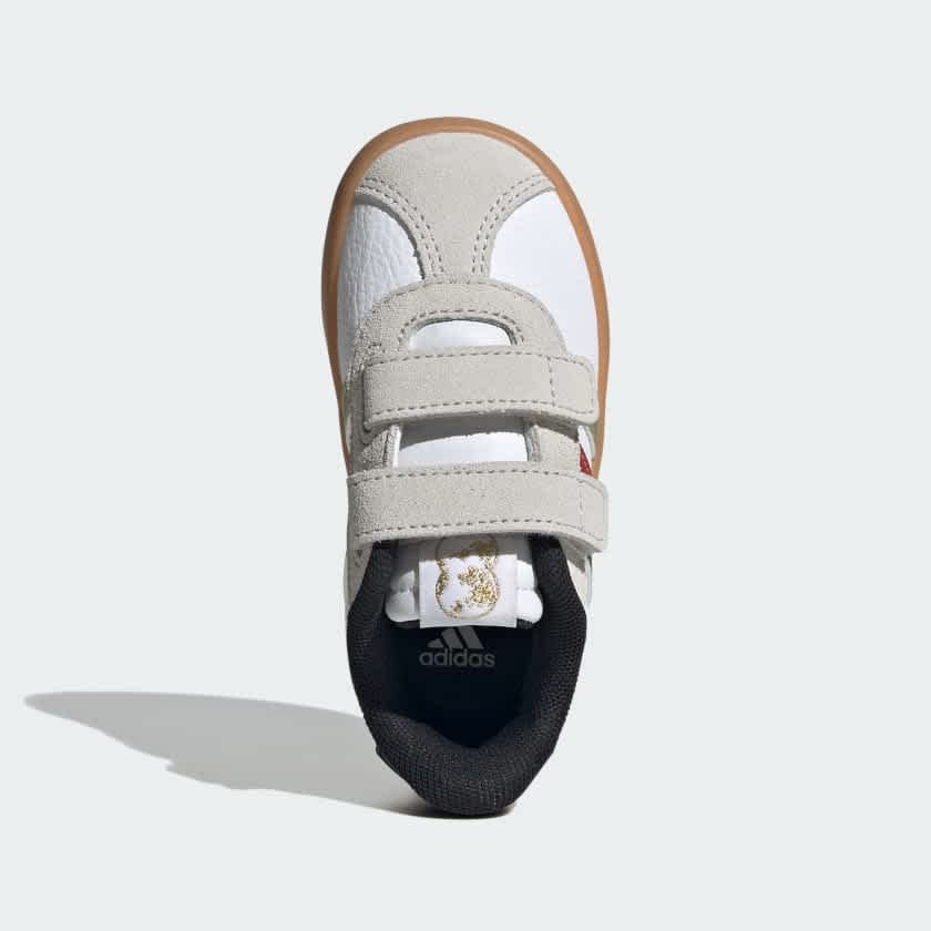 Cloud White / Core Black / Gold Metallic-