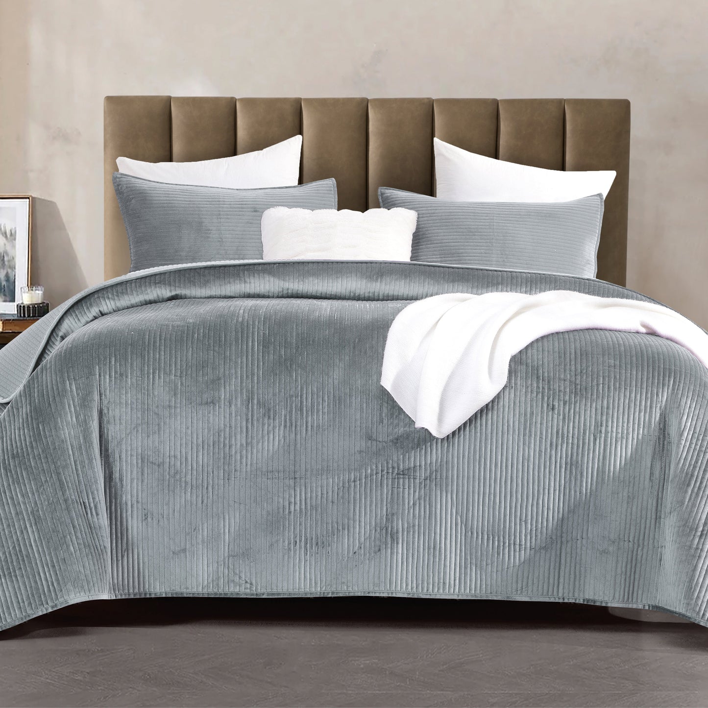 Elegant Comfort 3-Piece Velvet Corduroy Stripe Quilted Bedspread Coverlet Set