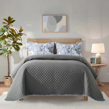 Elegant Comfort 3-Piece Paisley Quilted Reversible Bedspread Coverlet Set