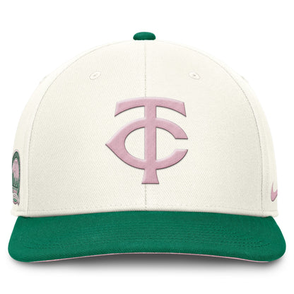 Nike Men's Minnesota Twins Sail Pro Performance Snapback Hat Cream Green