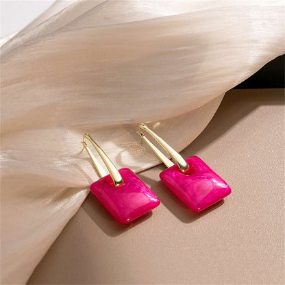 Pink-