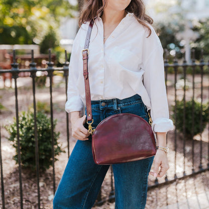 Hopper Crossbody Bag | Cherry Leather