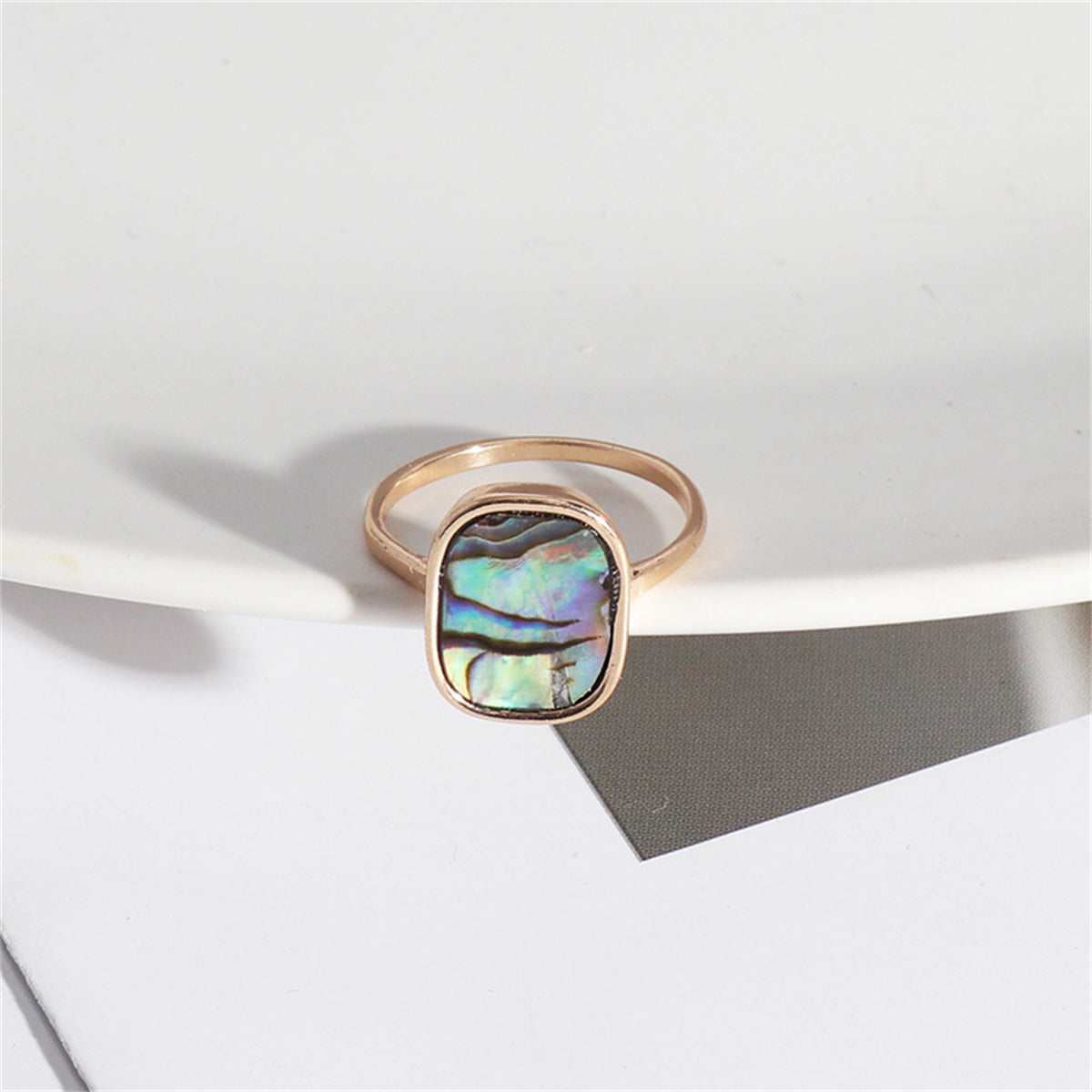 Metallic-