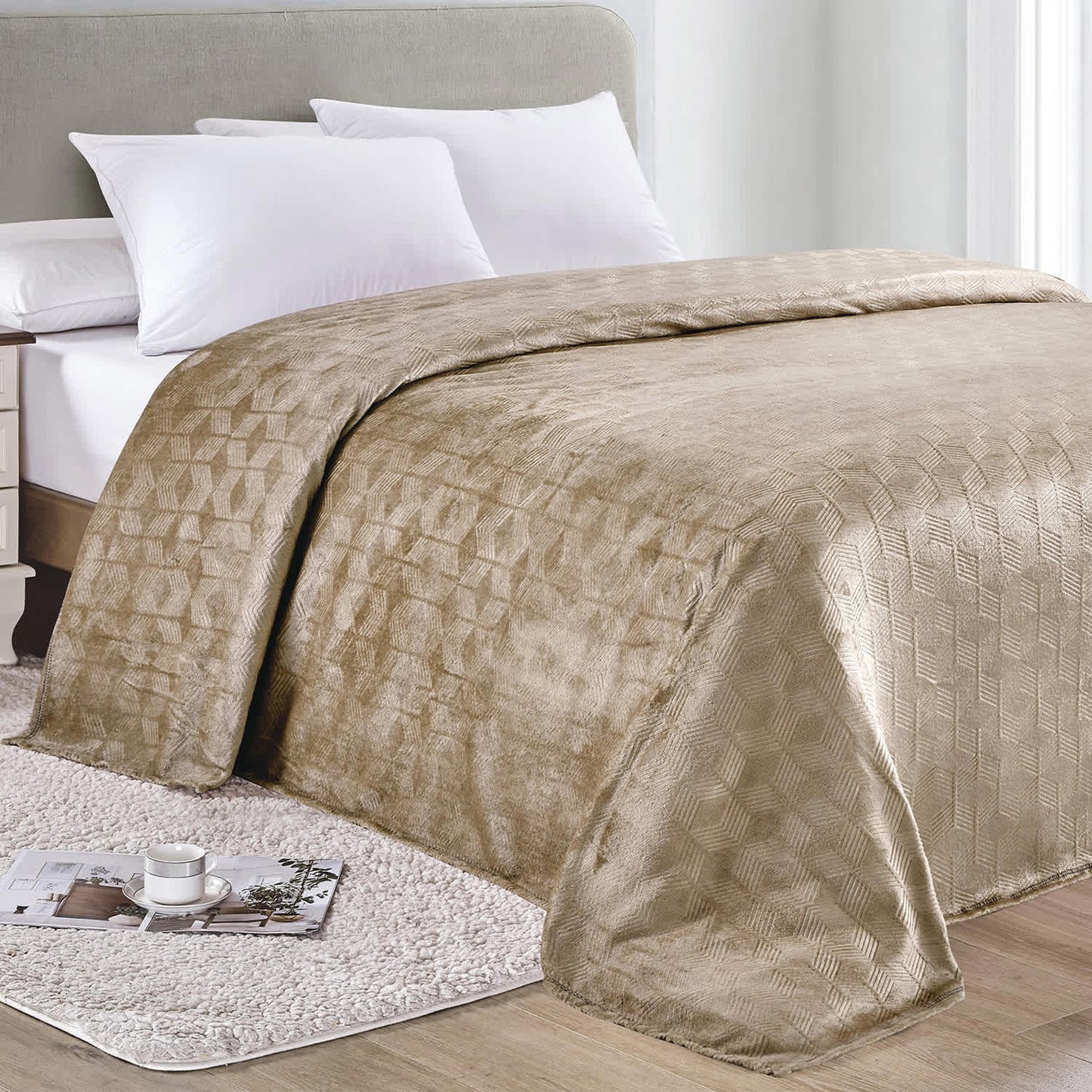 Taupe-