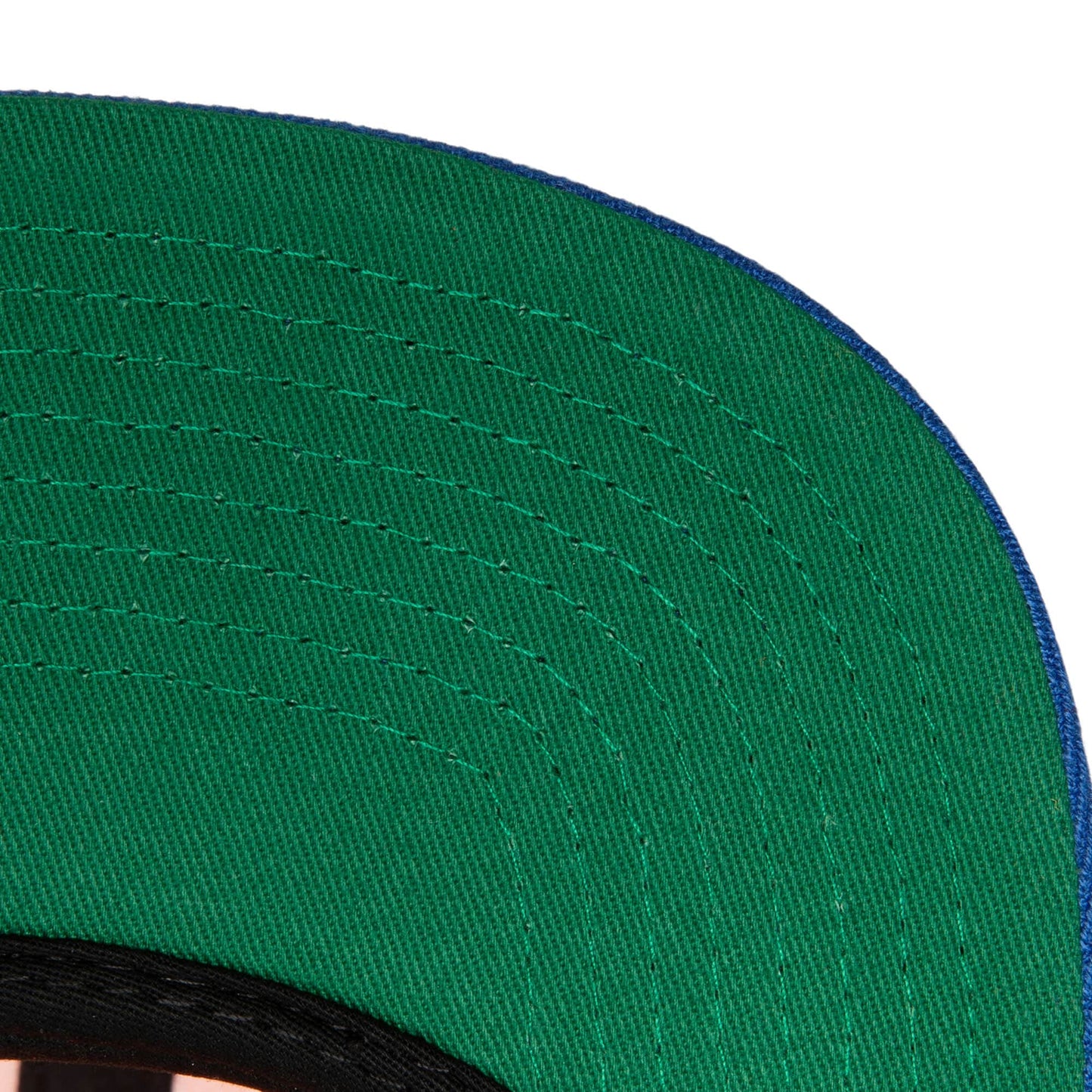 Men's Mitchell & Ness NBA Ny Knicks Sharktooth Snapback