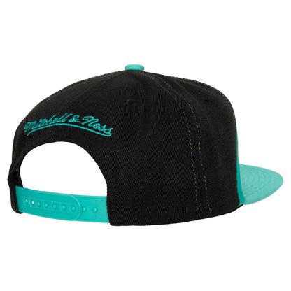 Mitchell & Ness Men's NBA San Antonio Spurs Sharktooth Snapback