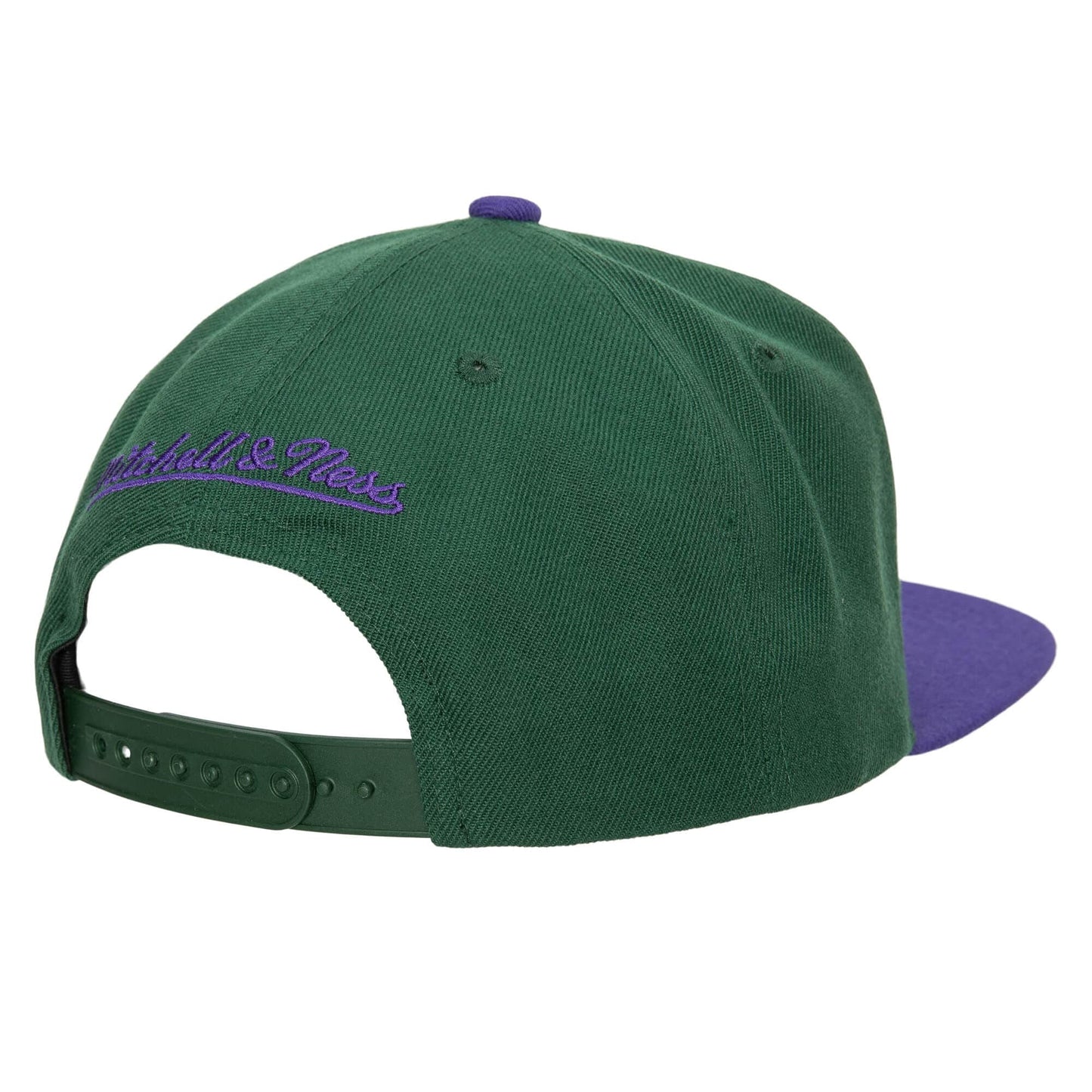 Mitchell & Ness Men's NBA Milwaukee Bucks Team 2 Tone 2.0 Snapback