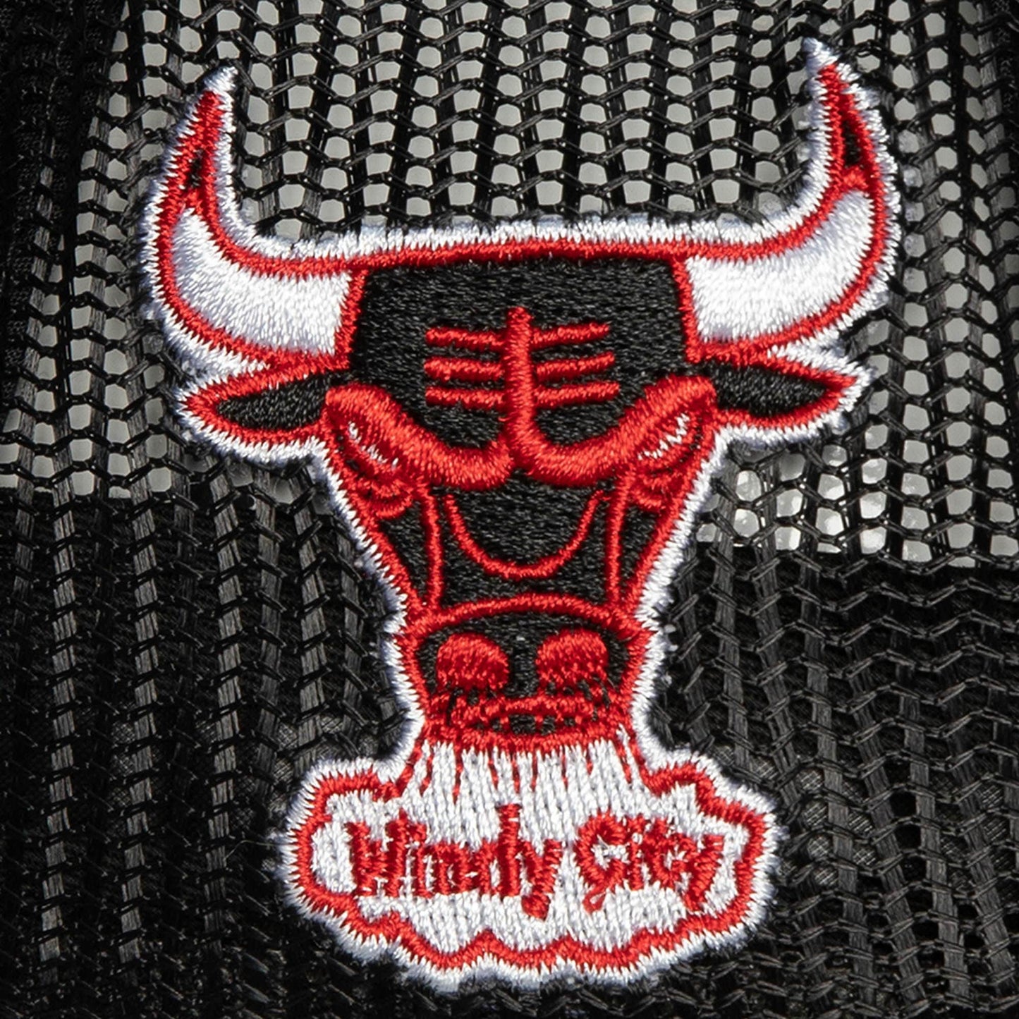 Men's Mitchell & Ness NBA Logo Remix Trucker Snapback Hwc Bulls