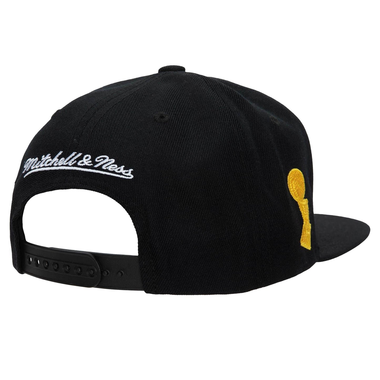 Mitchell & Ness Men's NBA Cleveland Cavaliers Hwc 16 Champs Snapback