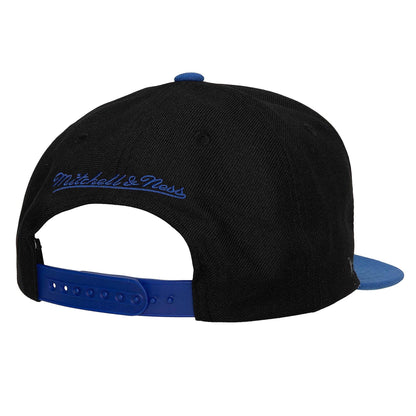 Mitchell & Ness Men's NBA 8 Bit Xl Snapback 76Ers Snapback Caps
