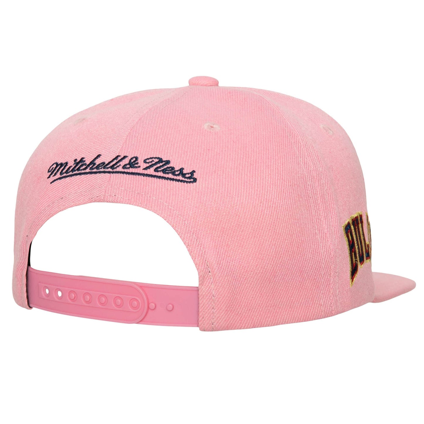 Men's Mitchell & Ness NBA So Fresh Snapback Bulls - Pink