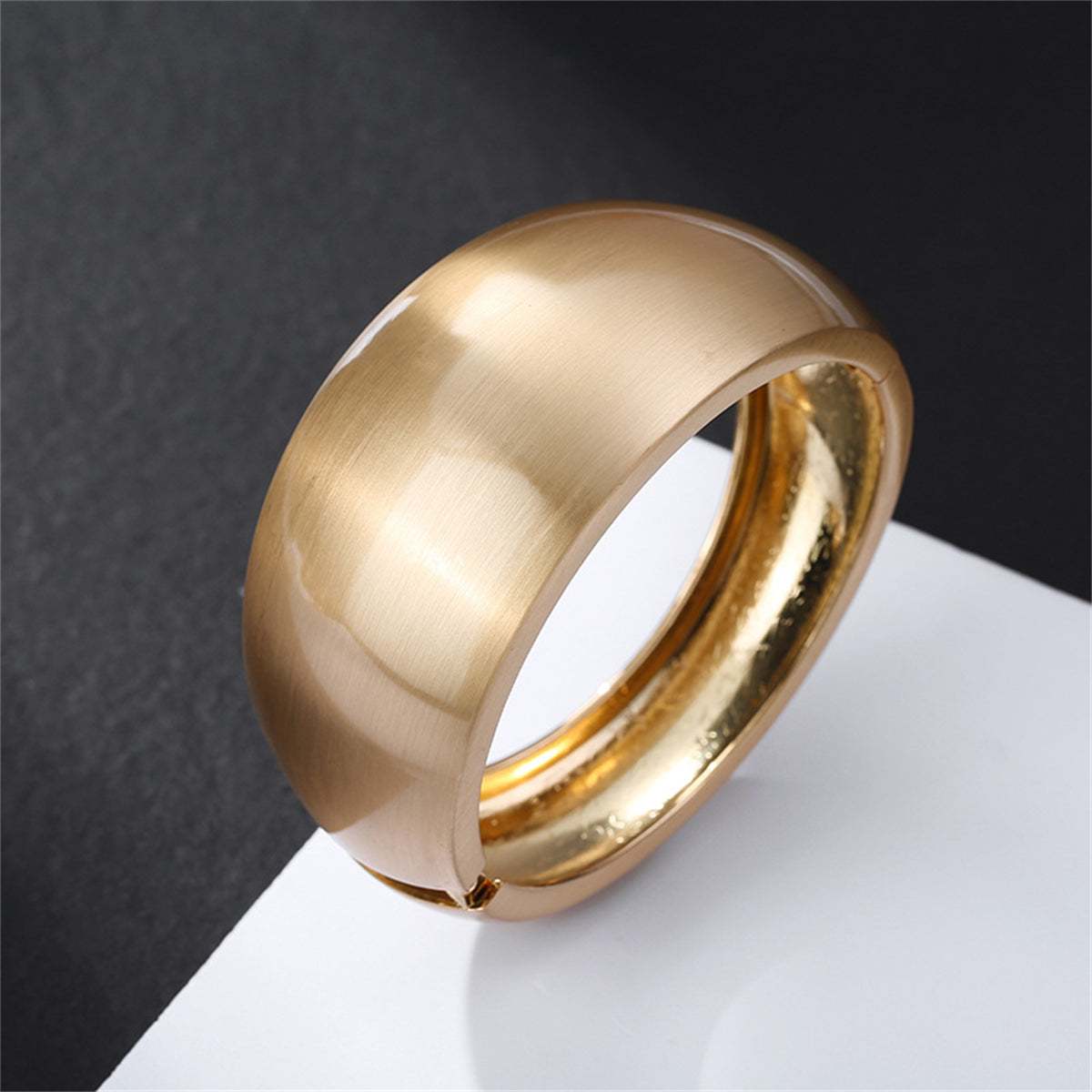 Metallic-
