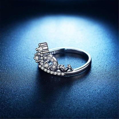 Cubic Zirconia & Silvertone Crown Ring