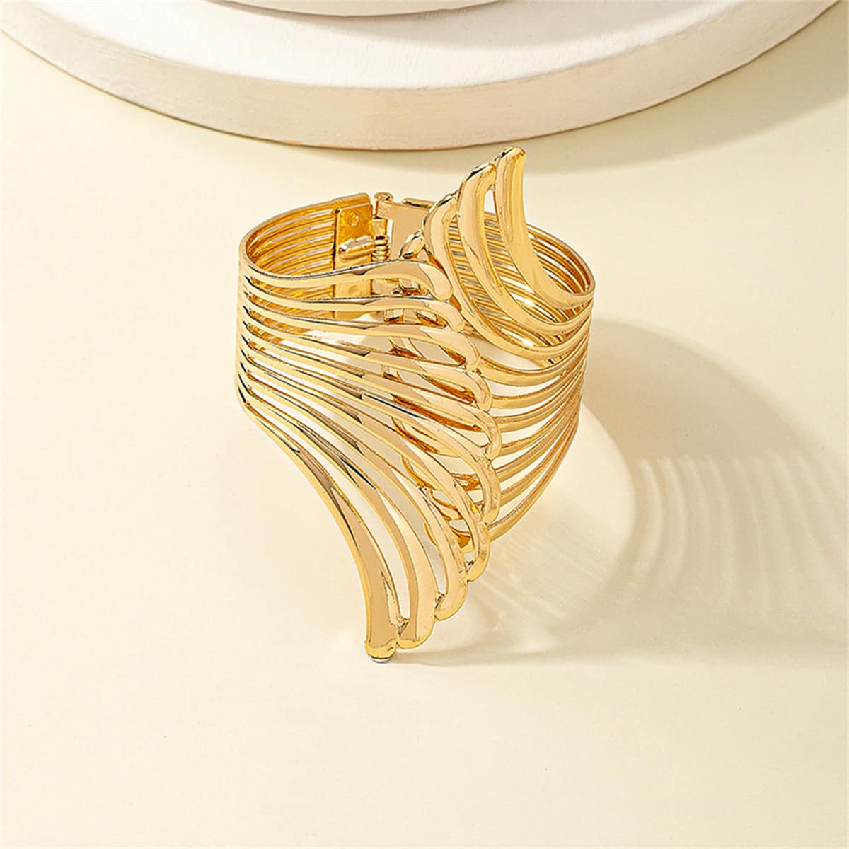 Metallic-