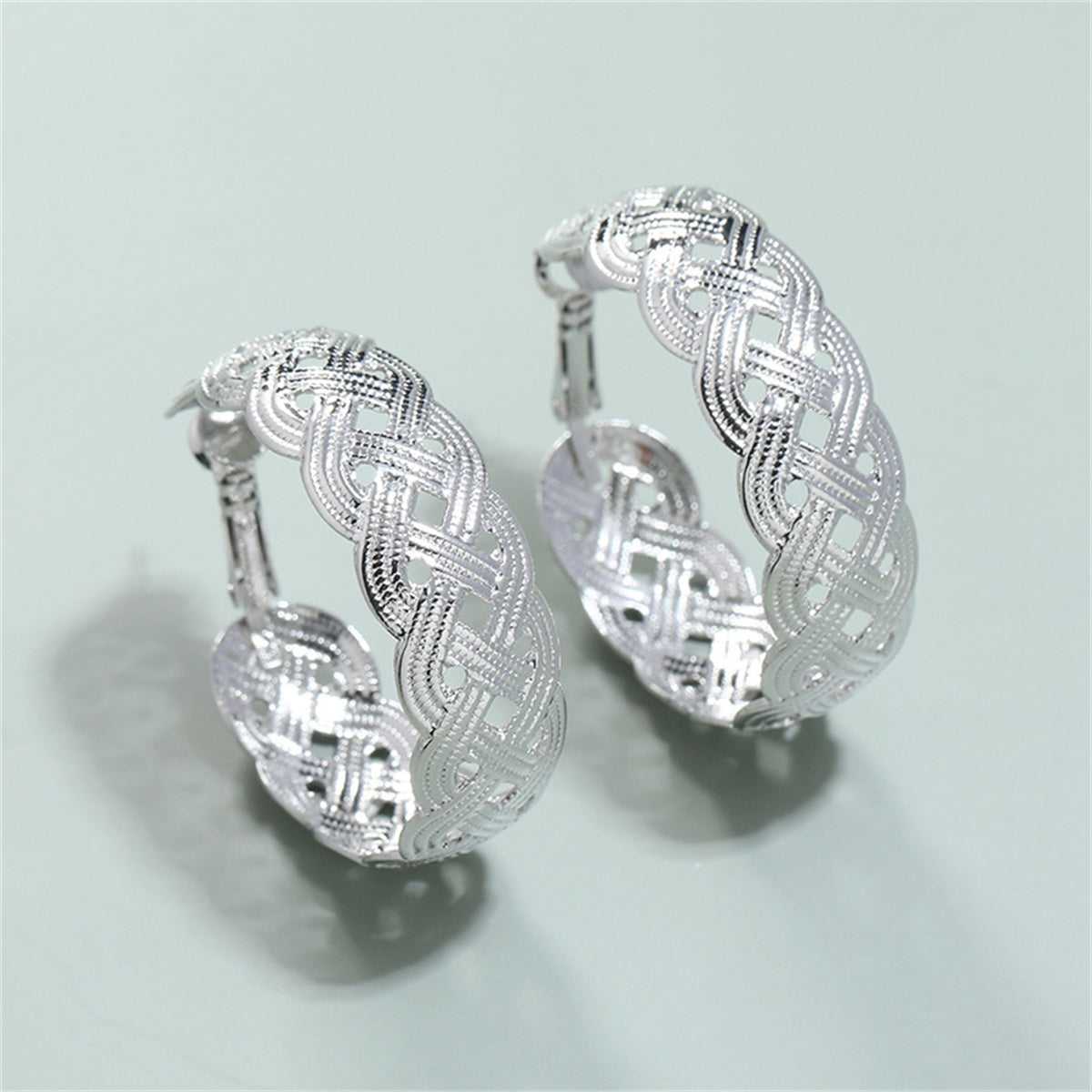 Metallic-