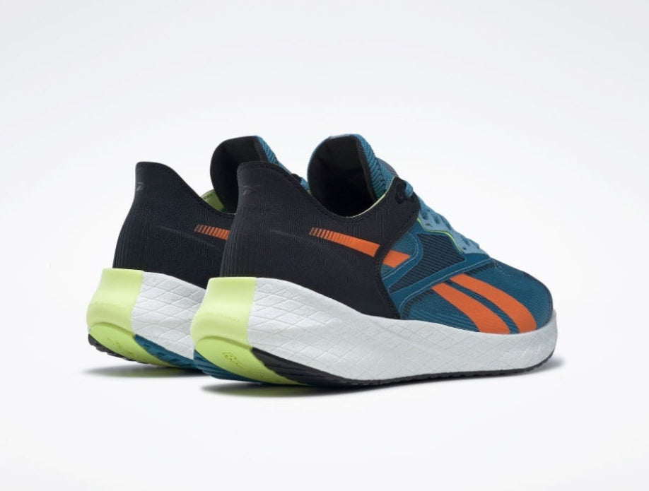 Steblu/Cblack/Smaora-