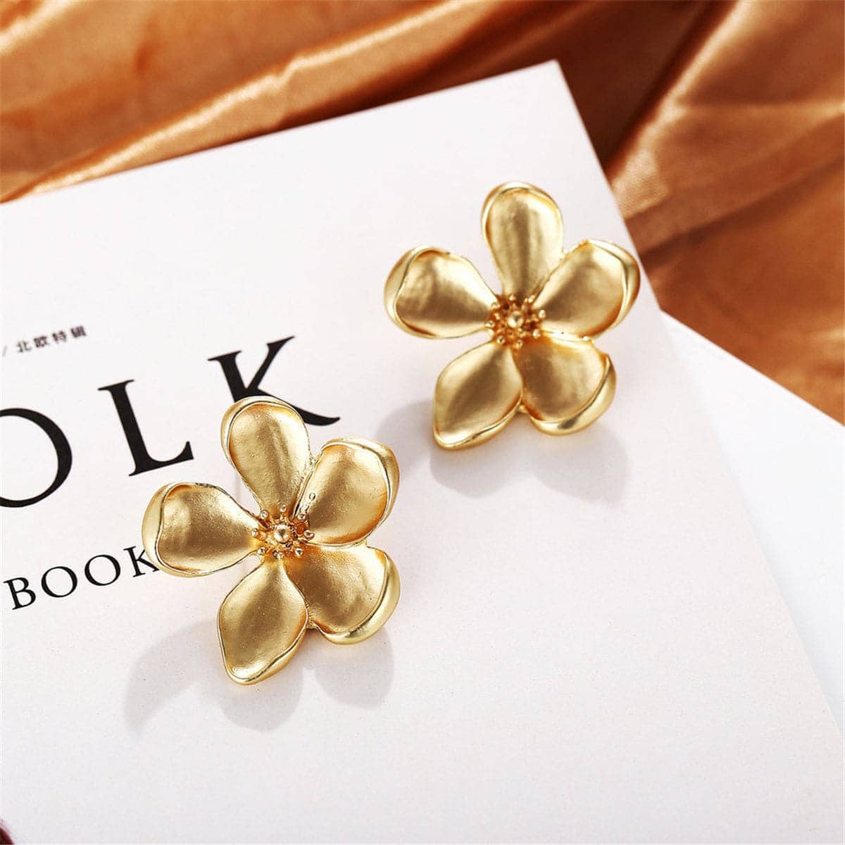 Goldtone Flower Stud Earring