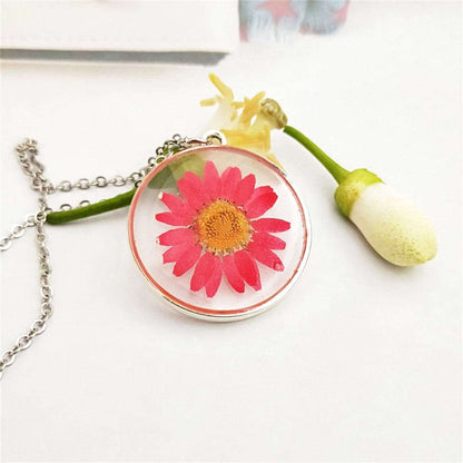 Red Pressed Mum & Silvertone Round Pendant Necklace