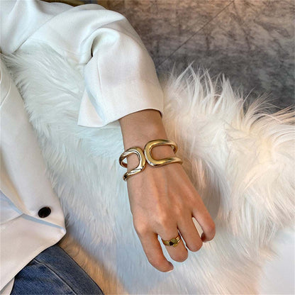 Metallic-