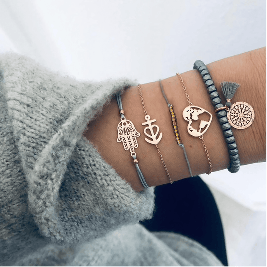 Grey / Gold-