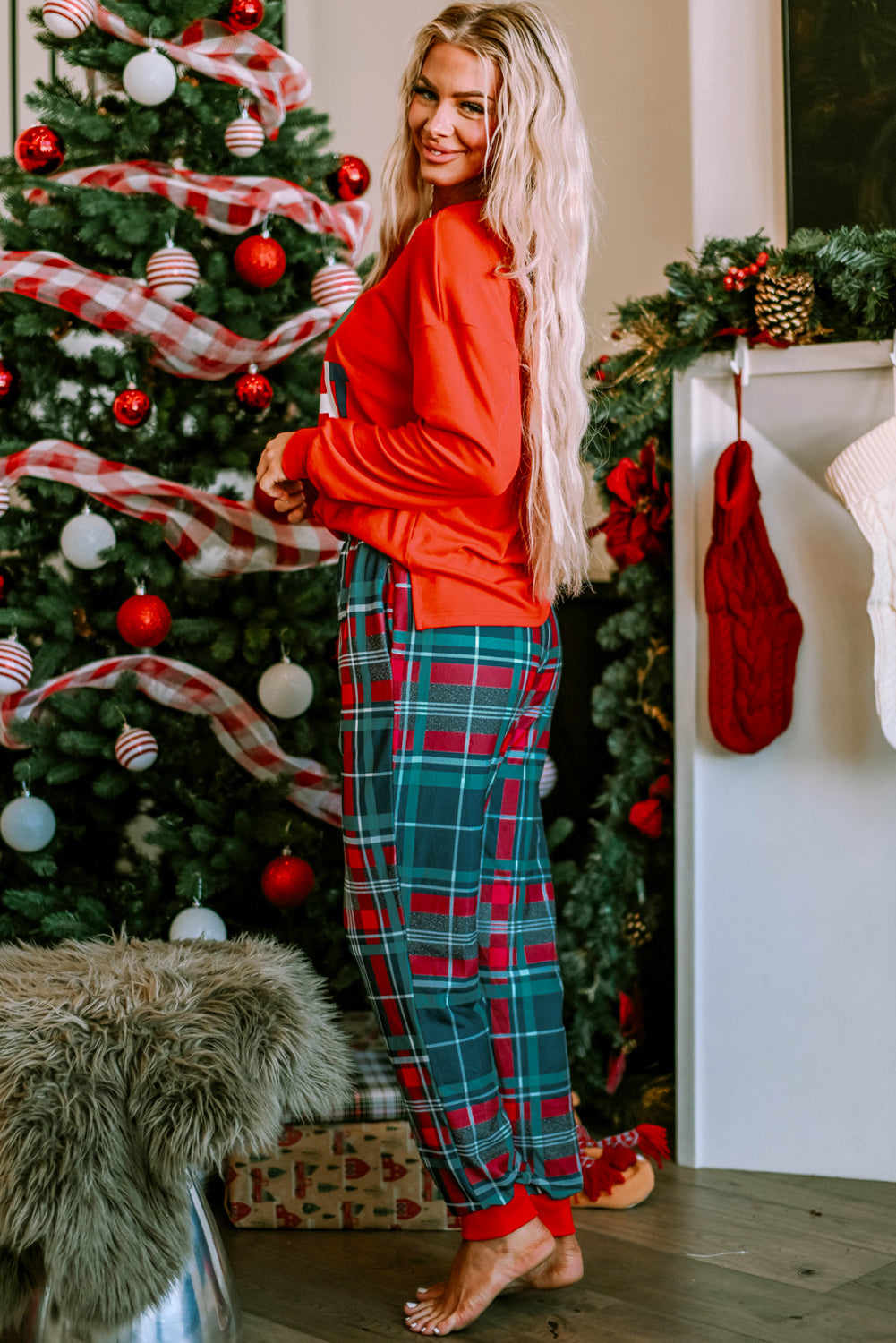 Threaded Pear Eleanor Christmas Plaid Pajamas Set