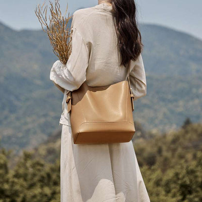 Apricot-
