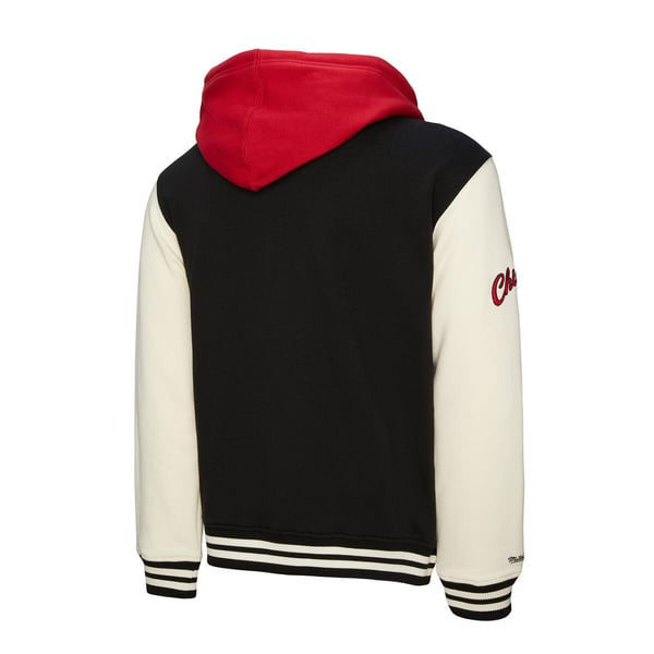 Men's Mitchell & Ness Courtside Fleece Button Front Bulls