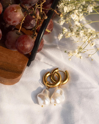 ELIZEY Pearl Earrings