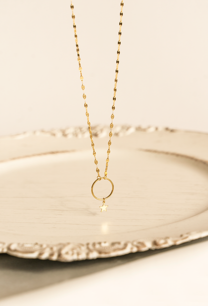 STELLA Star Choker