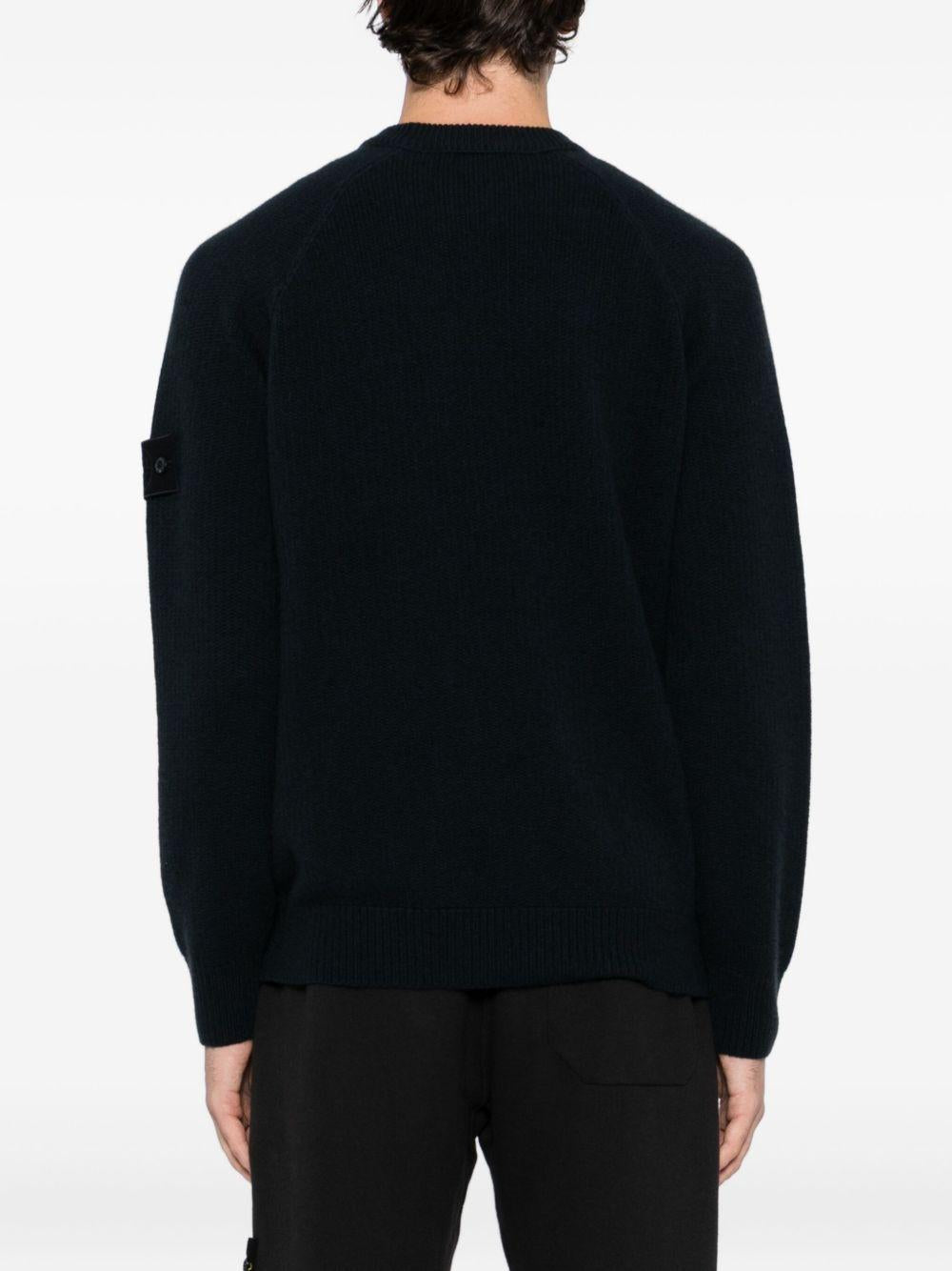 Cashmere Sweater With Raglan Sleeves