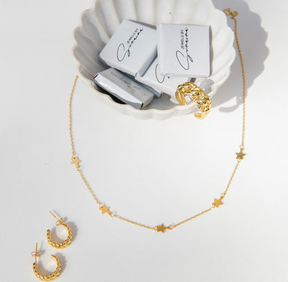 SKYLA Star Necklace
