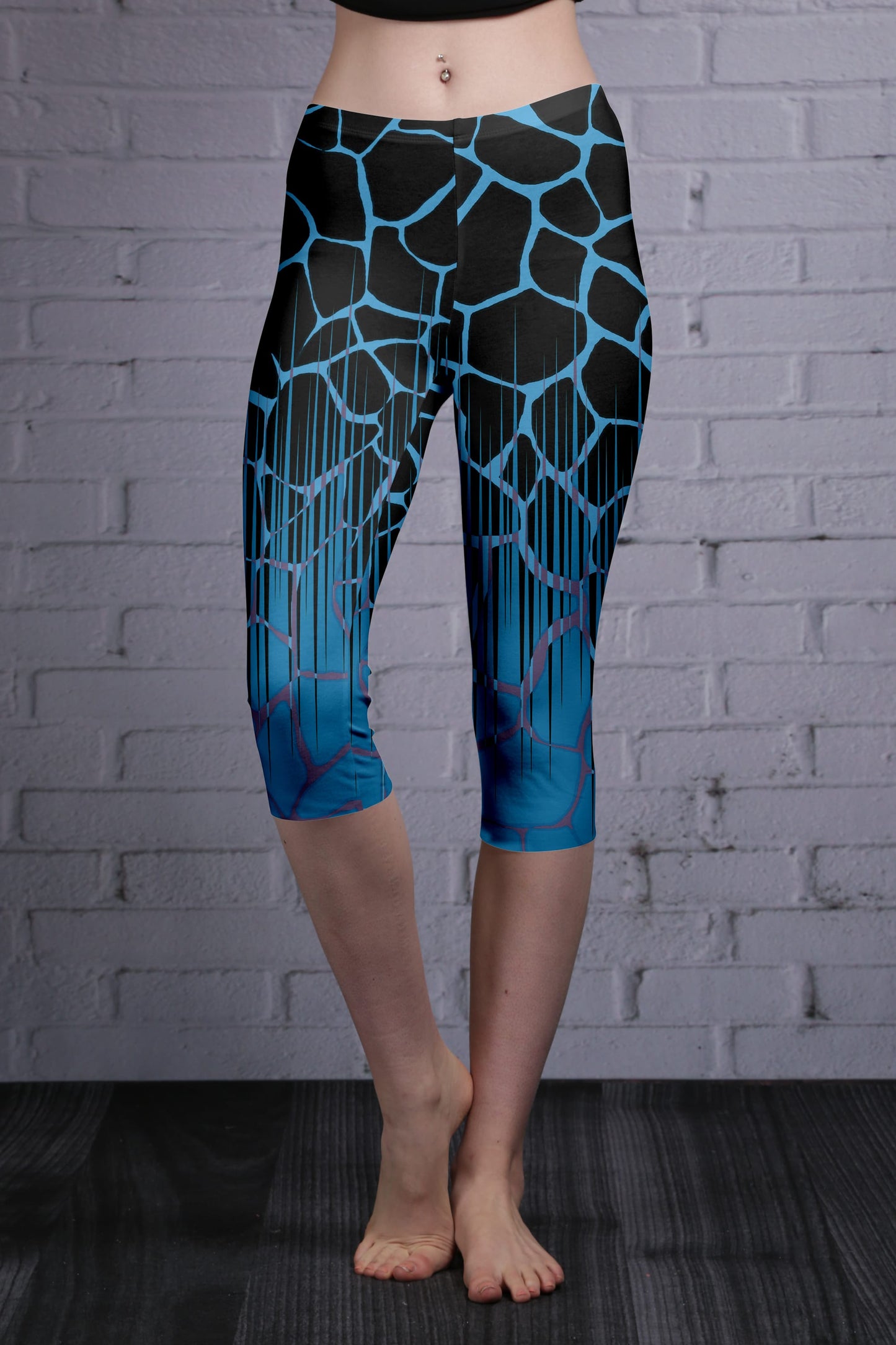 Lily by Firmiana Women’s Capri Leggings Women’s Apparel