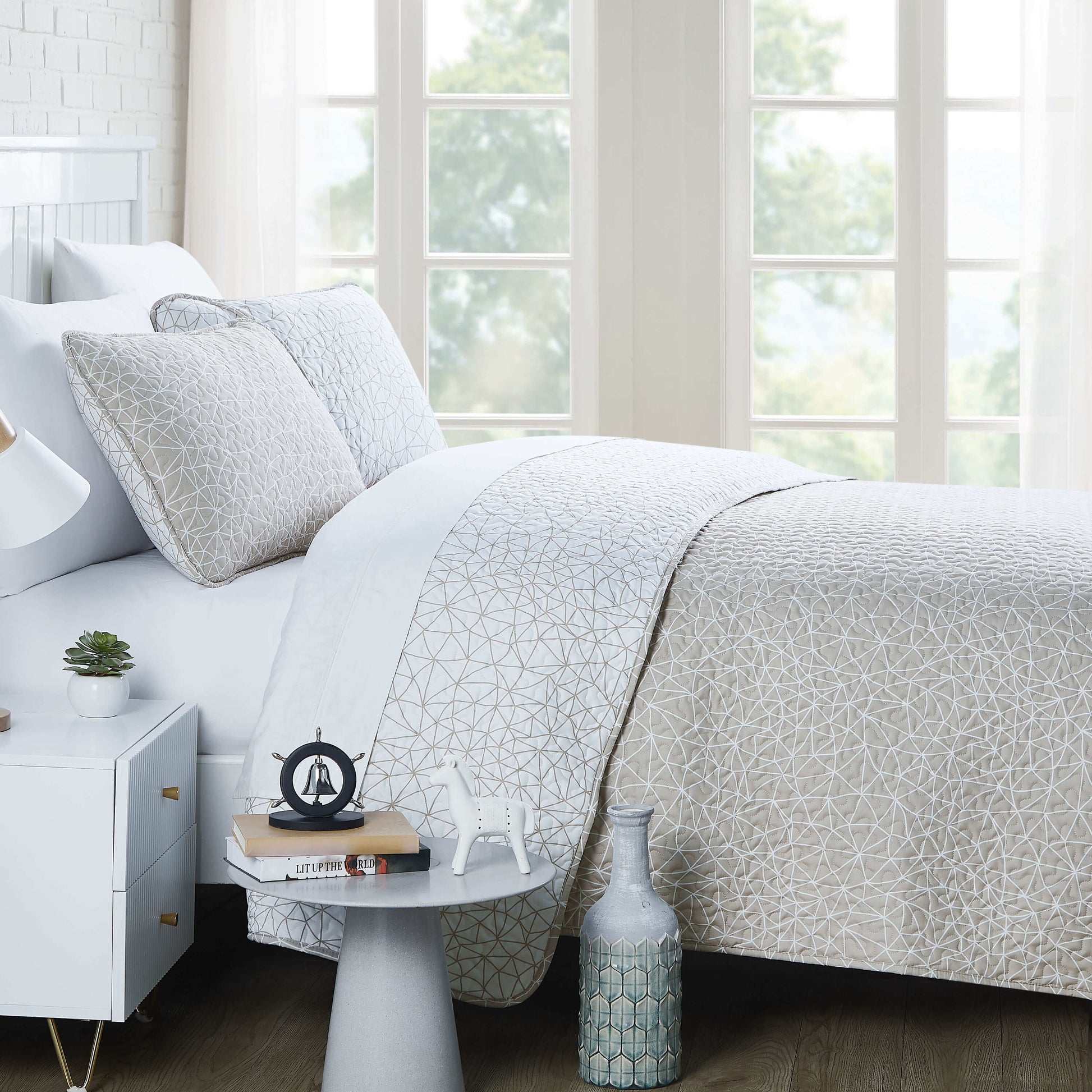 Geometric Maze Taupe-
