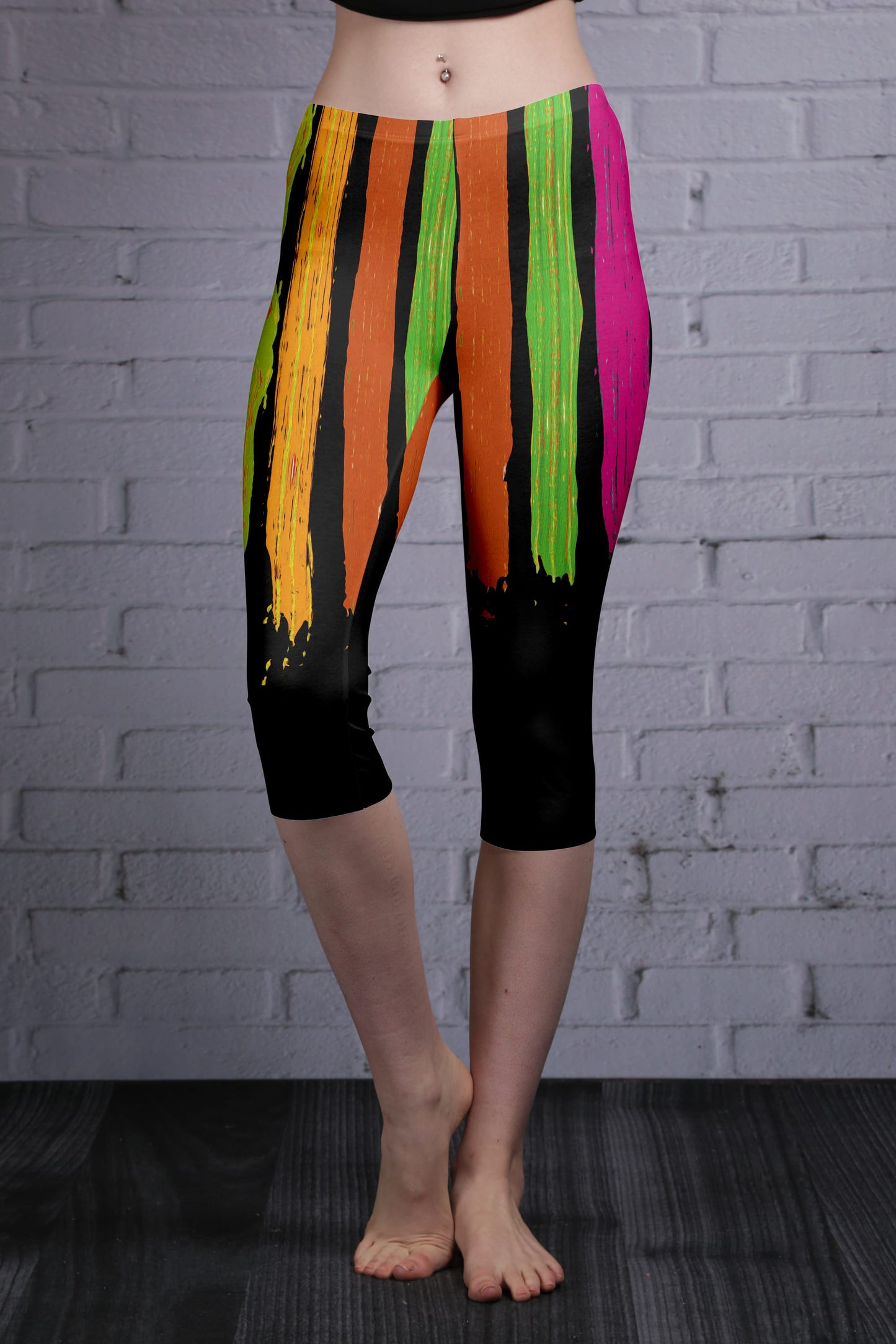 Lily by Firmiana Women’s Capri Leggings Women’s Apparel