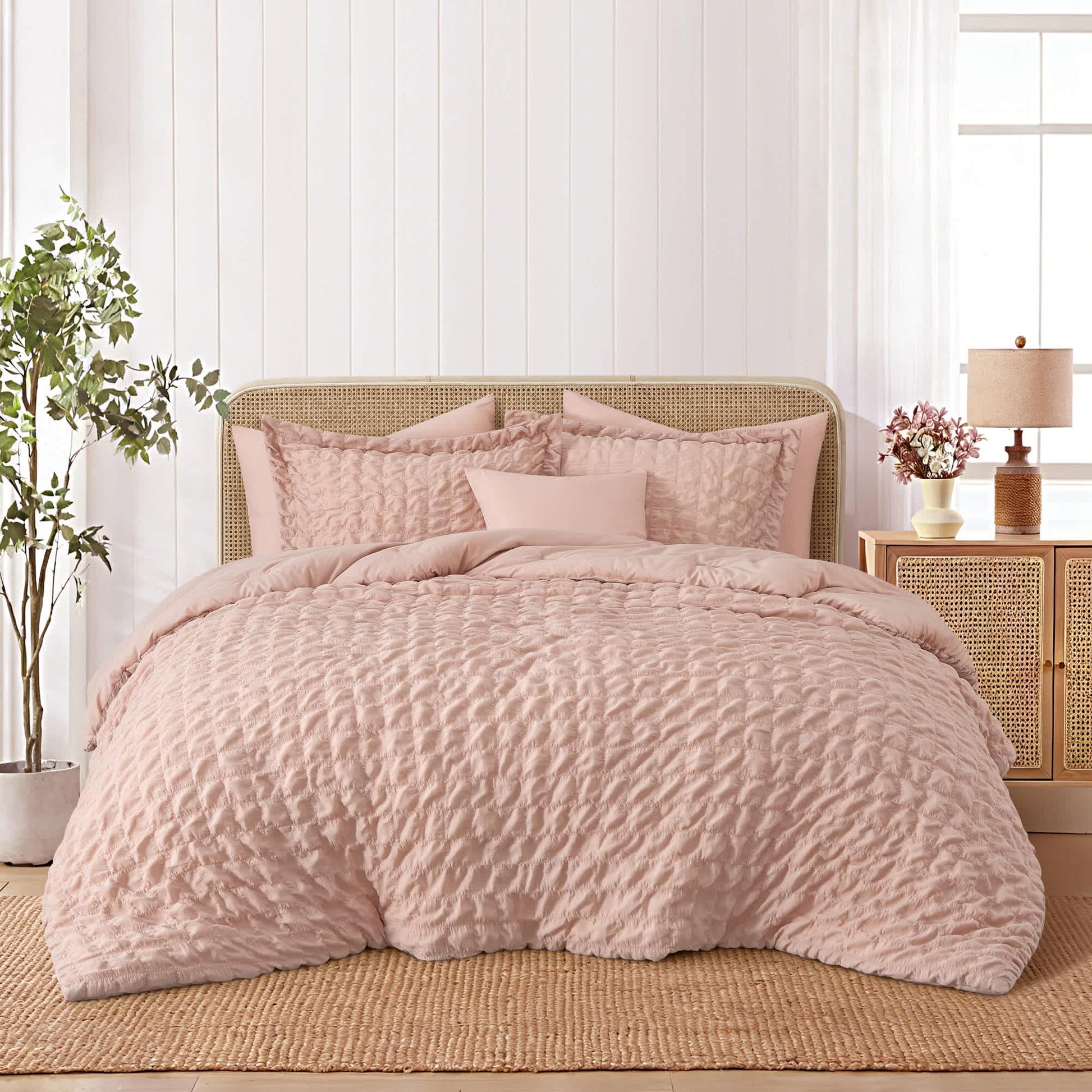 Blush-