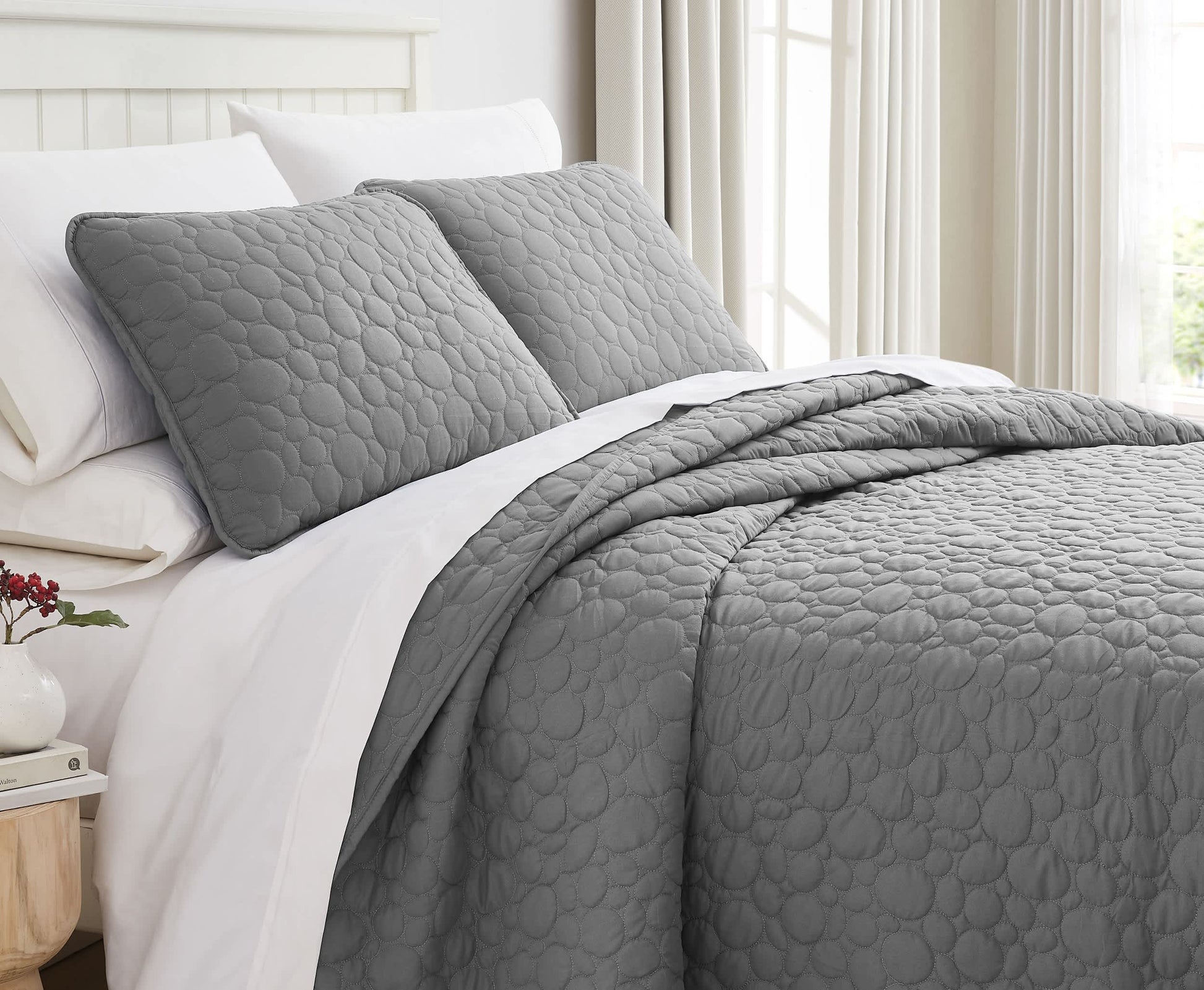 Pebbles Grey-