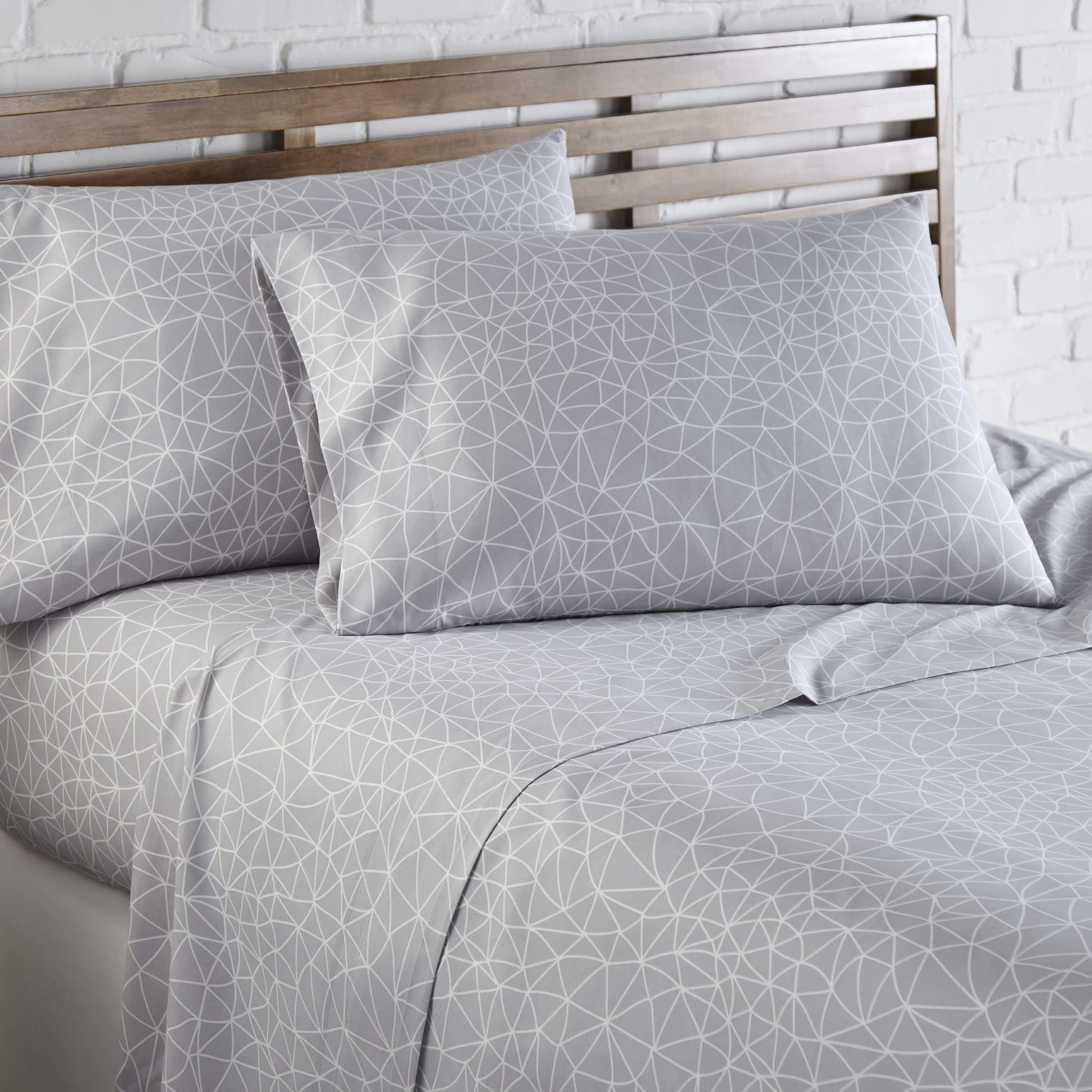 Geometric Maze Grey-