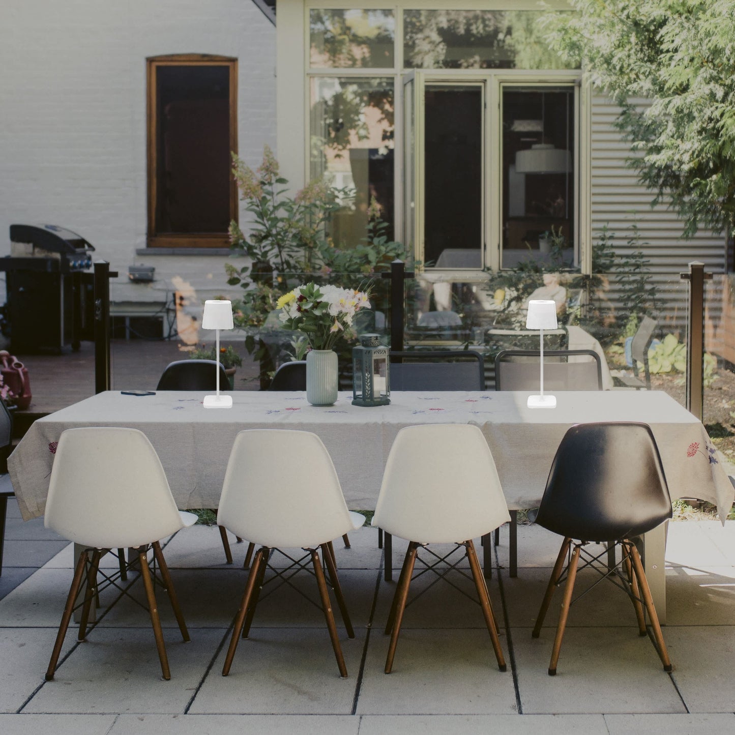 Cordless Indoor/Outdoor Table Lamp