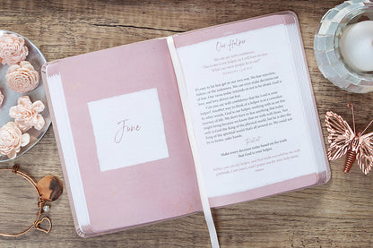 JoyFull (Daily Devotional for Women)