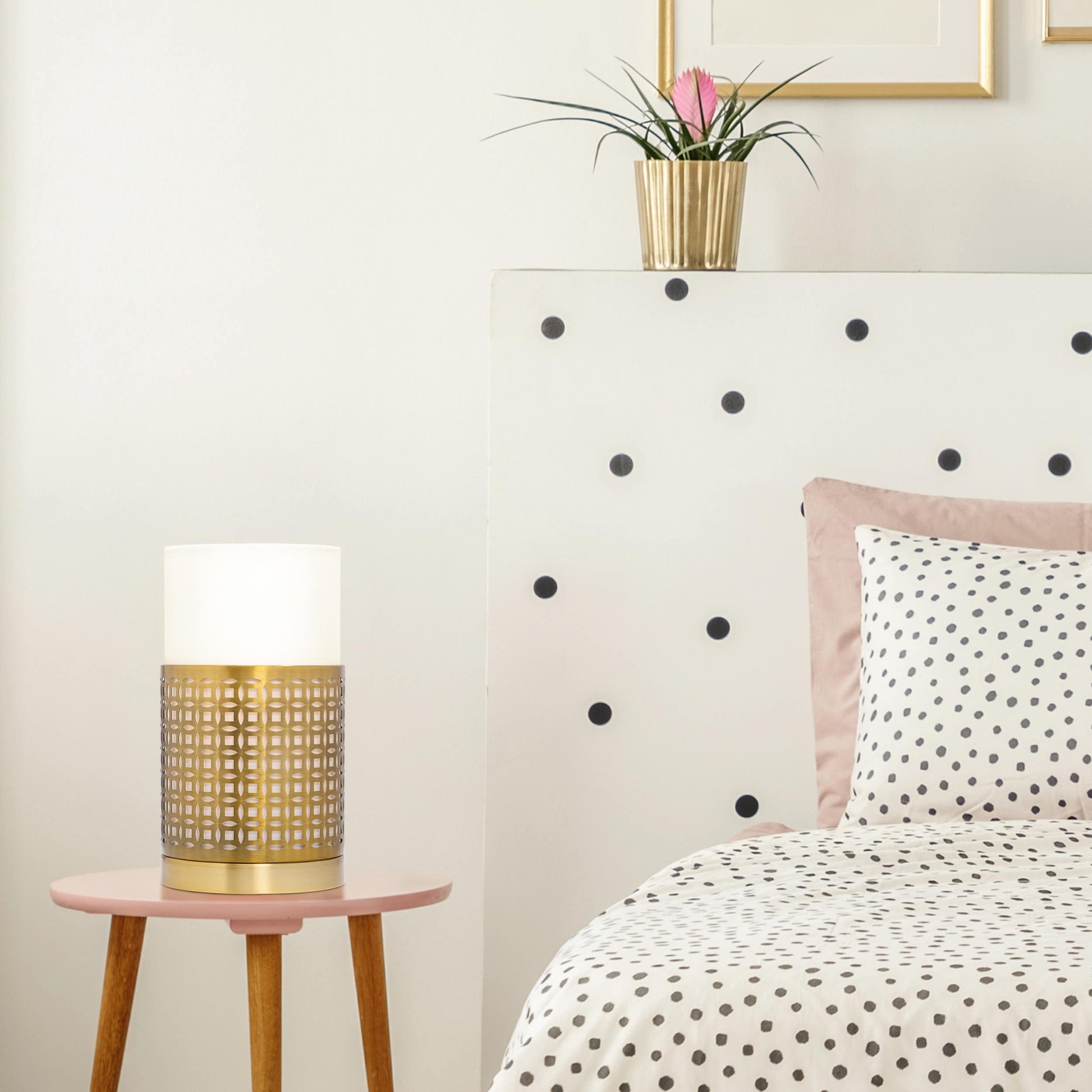 Gold/ White-