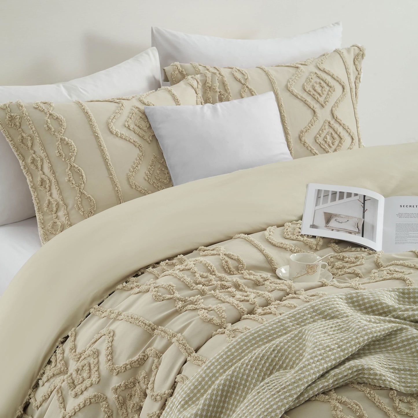 Beige-