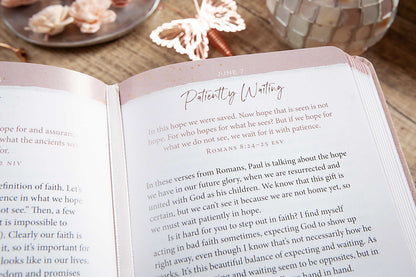 JoyFull (Daily Devotional for Women)
