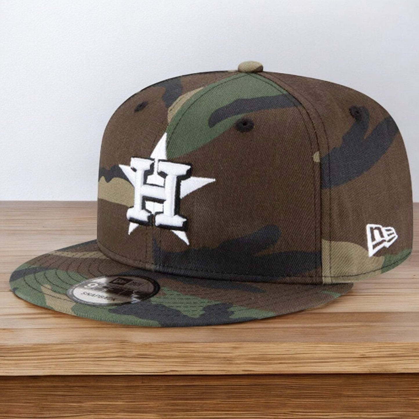 New Era Men's MLB 950 Basic Wooland Camo Snapback Hats
