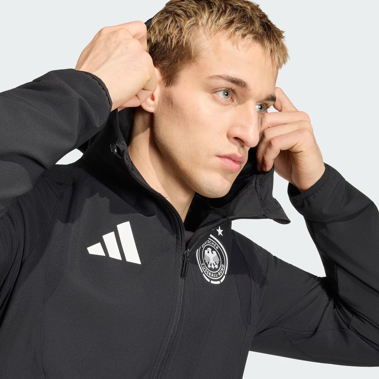 [jz9326] Mens Adidas Dfb Germany Tiro Travel Full Zip Windbreaker - Black