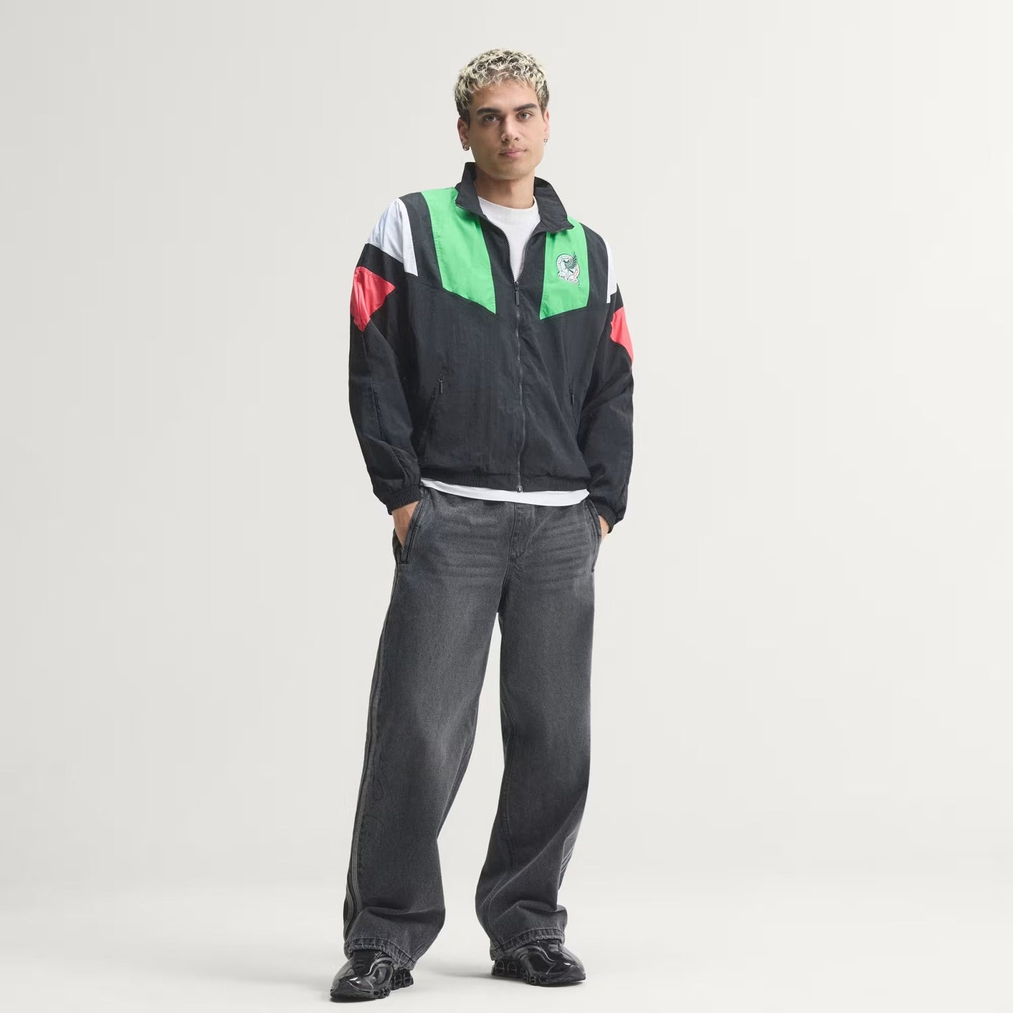 [kg2572] Mens Adidas Mexico Eqt Track Top - Black